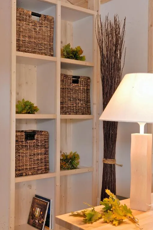 Tatil parkı Albirondack Camping Lodge & Spa